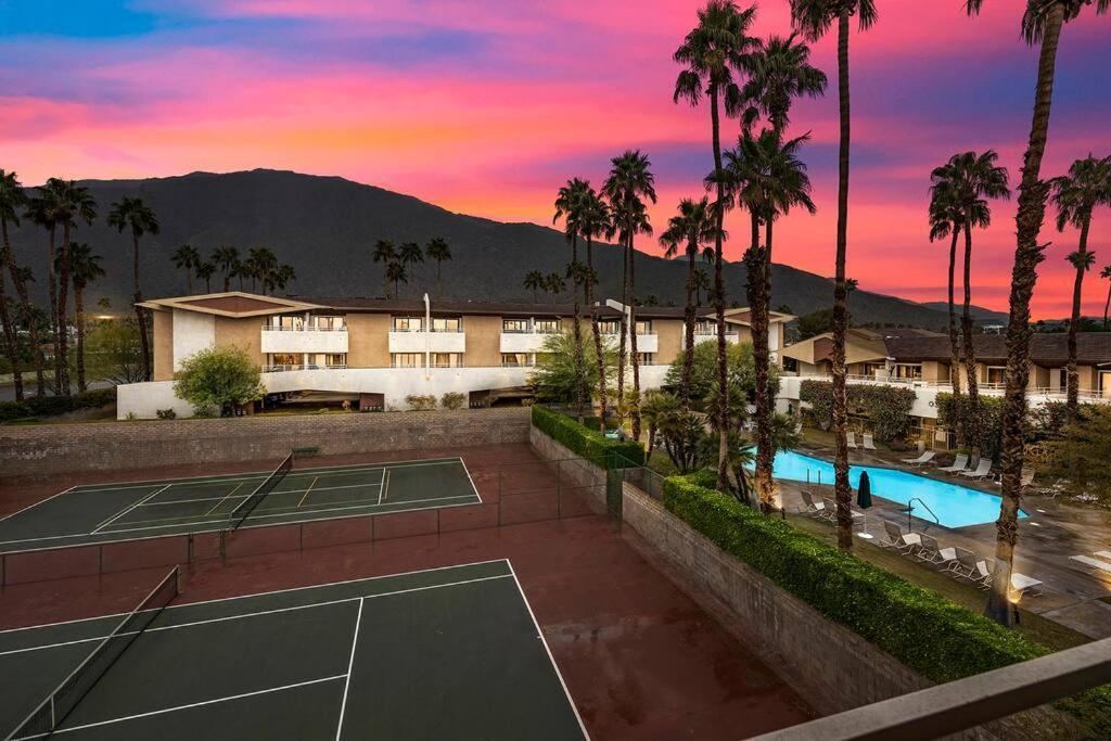 The 1 At Biarritz-Remodeled 1 Bedroom In Downtown Ps Palm Springs Eksteriør billede